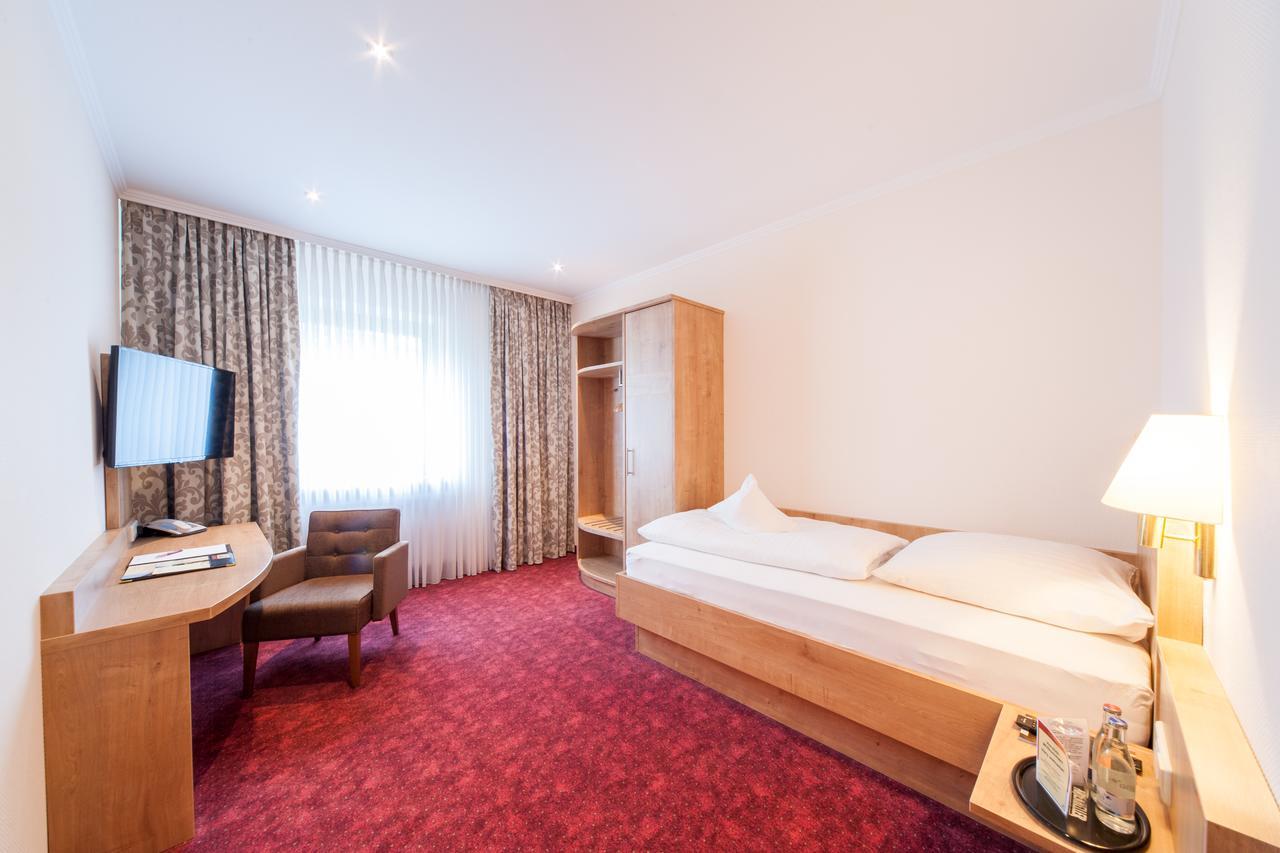 Hotel Restaurant Bullerdieck Ґарбзен Екстер'єр фото